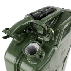 Wavian spout system demonstrates secure, quick-release fuel transfer.