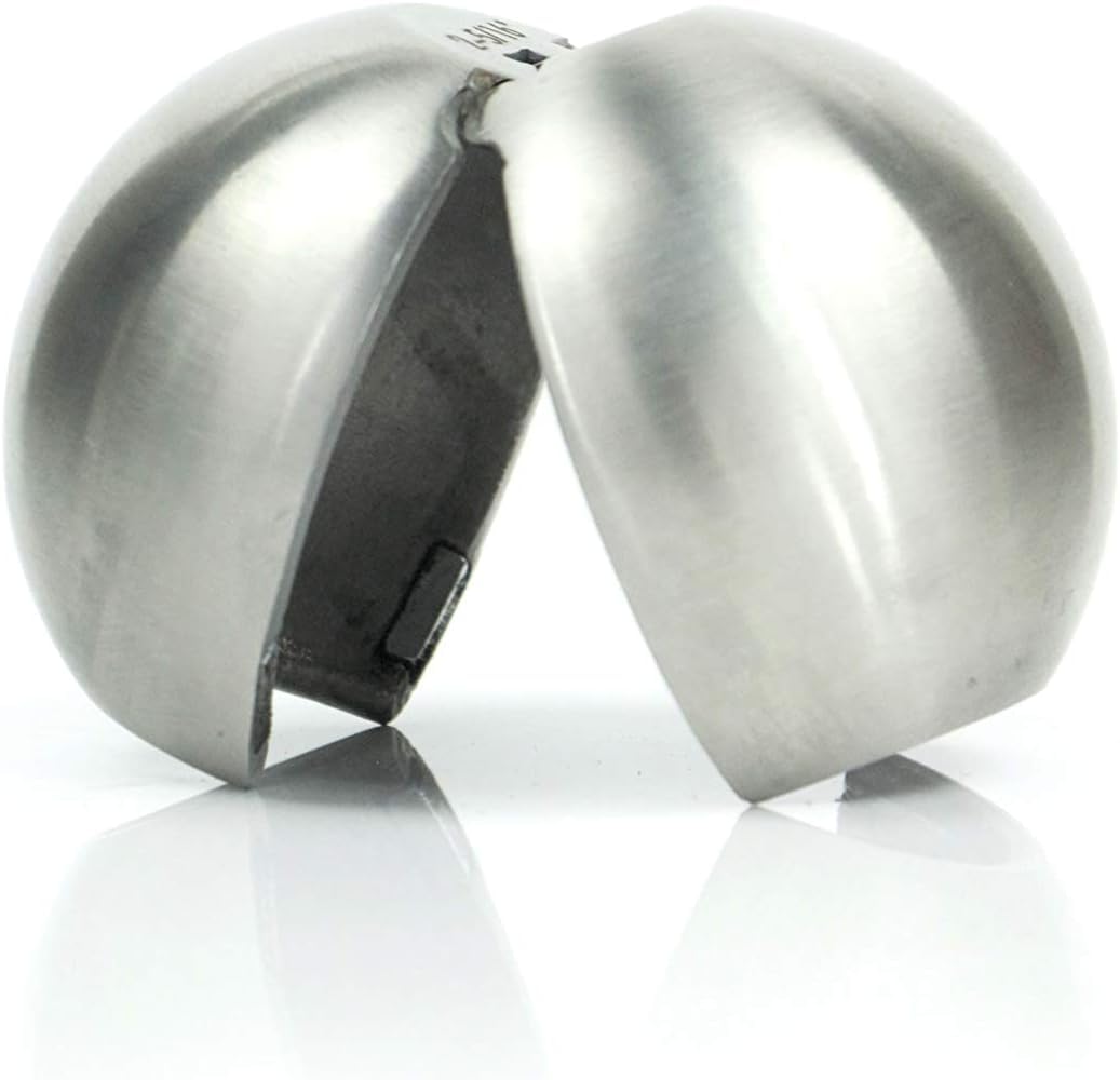 Weigh Safe Clamshell on a 2 inch tow ball enables quick compatibility