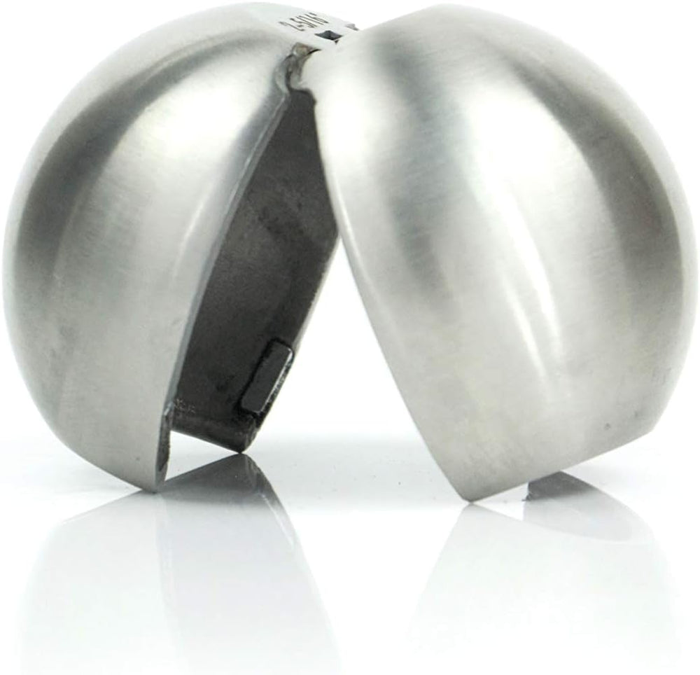 Weigh Safe Clamshell on a 2 inch tow ball enables quick compatibility