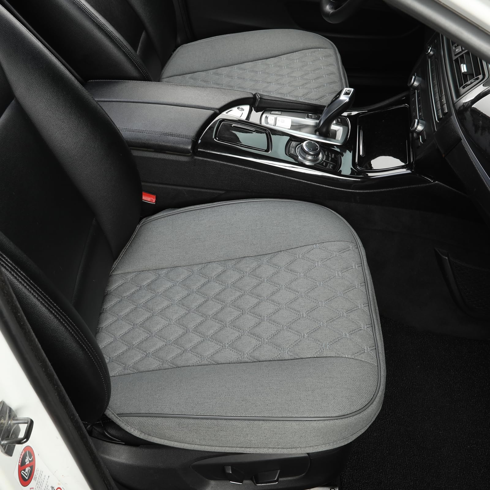 West Llama anti-slip backing keeps the cushion secure during drives.