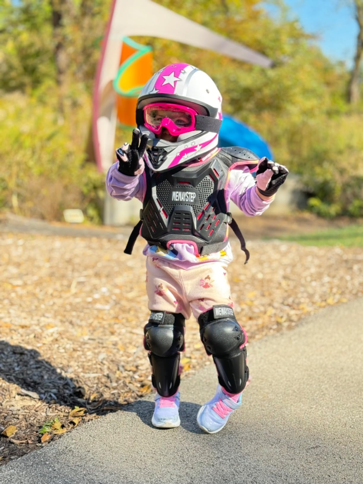 WEWAYSTEP breathable shell keeps young riders cool