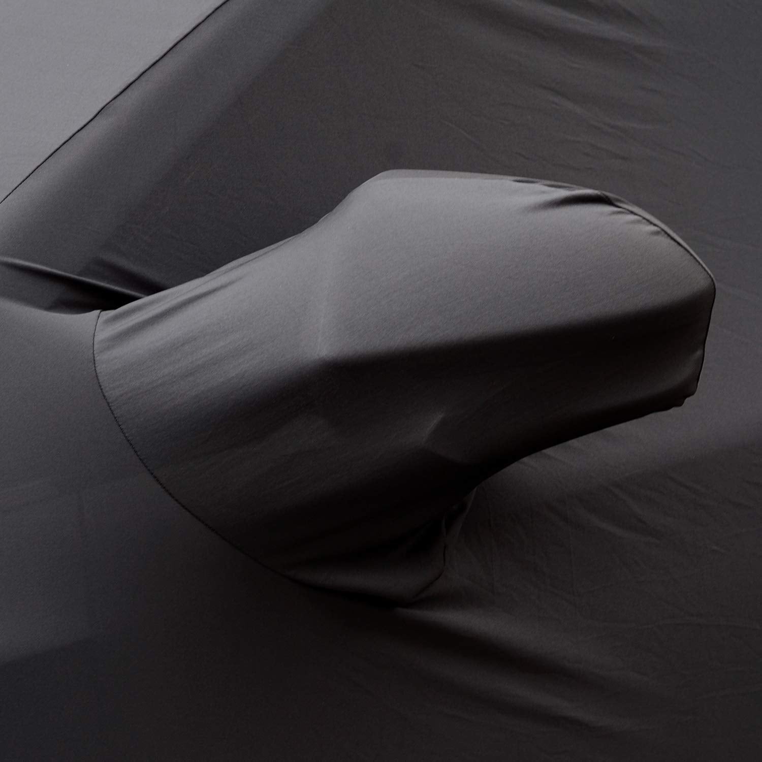 WinPower wrinkleproof material keeps car lines smooth and defined.