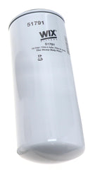 WIX 51791 oil filter media close-up showing dirt-trapping capability