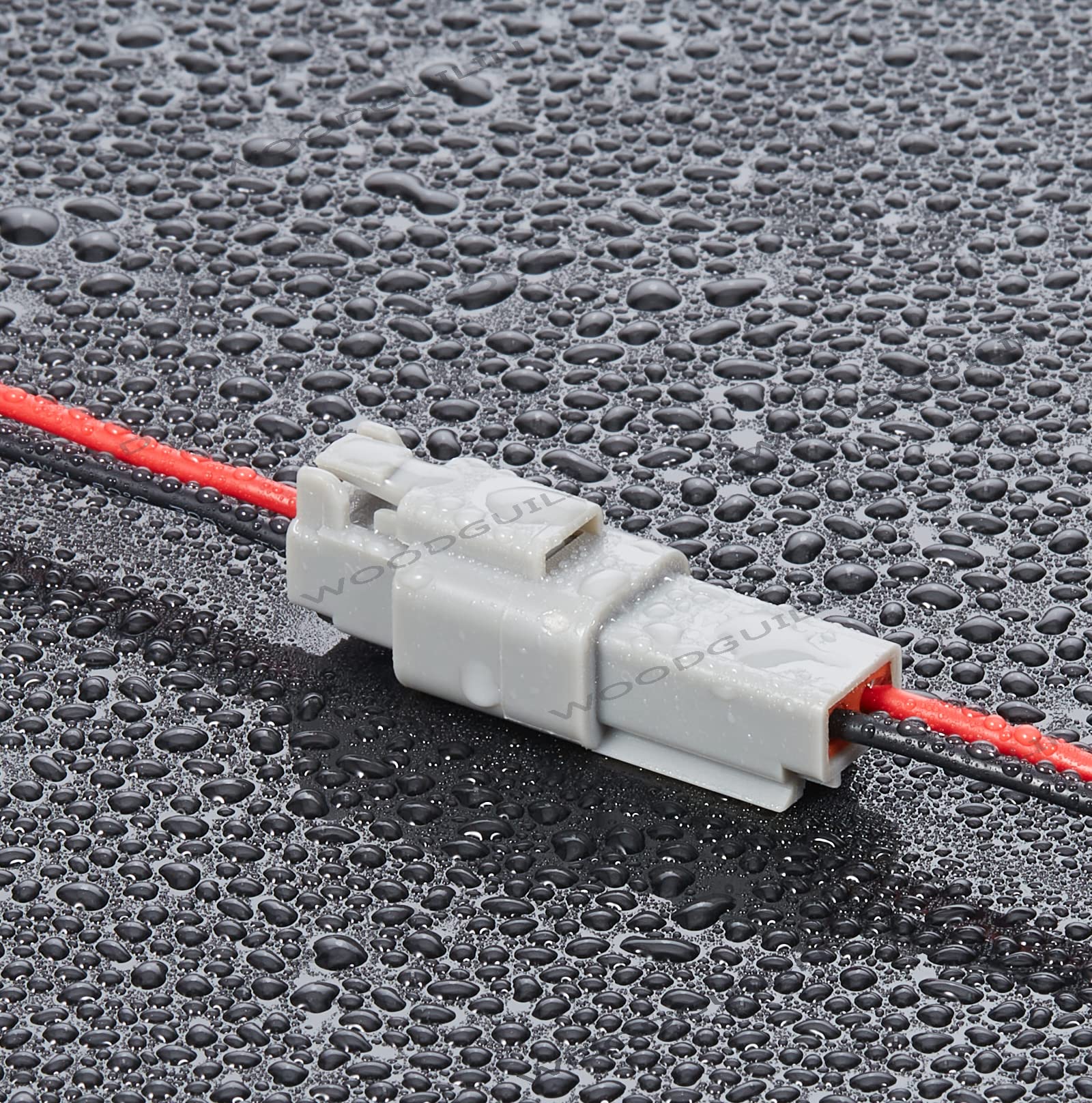 Woodguilin DT04-2P male plug highlighted for simple automotive wiring connections.