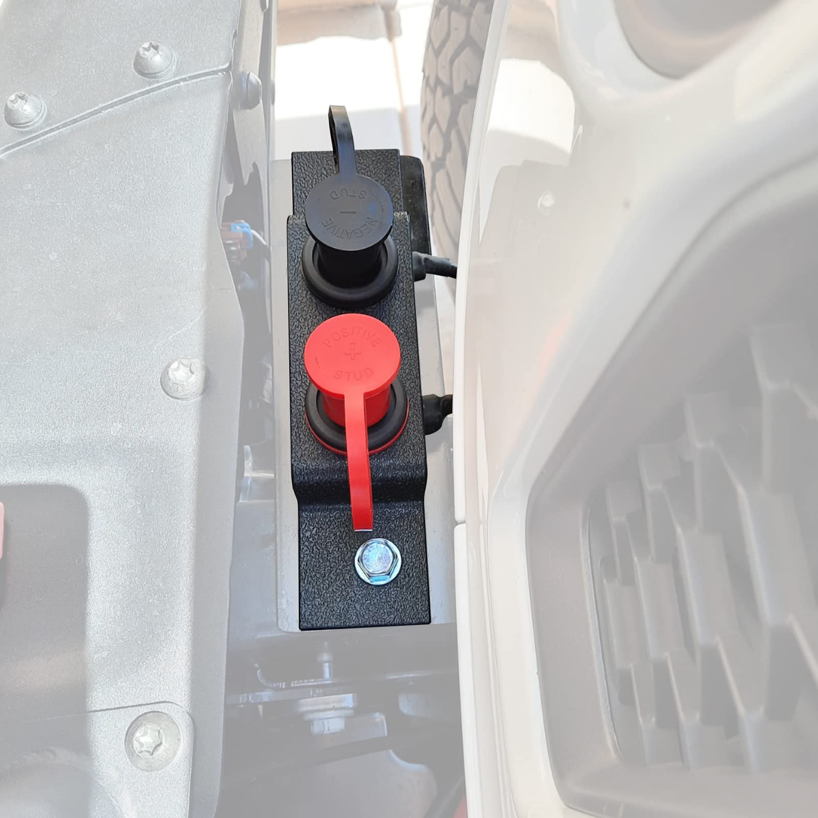 Wsays fitment covers Can-Am X3, UTVs, ATVs, and more for broad use.