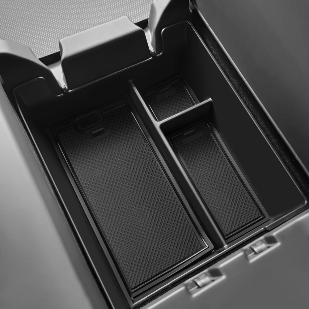 Wuchurth center-console organizer tray for Rivian R1S/R1T—easy setup and tidy space.