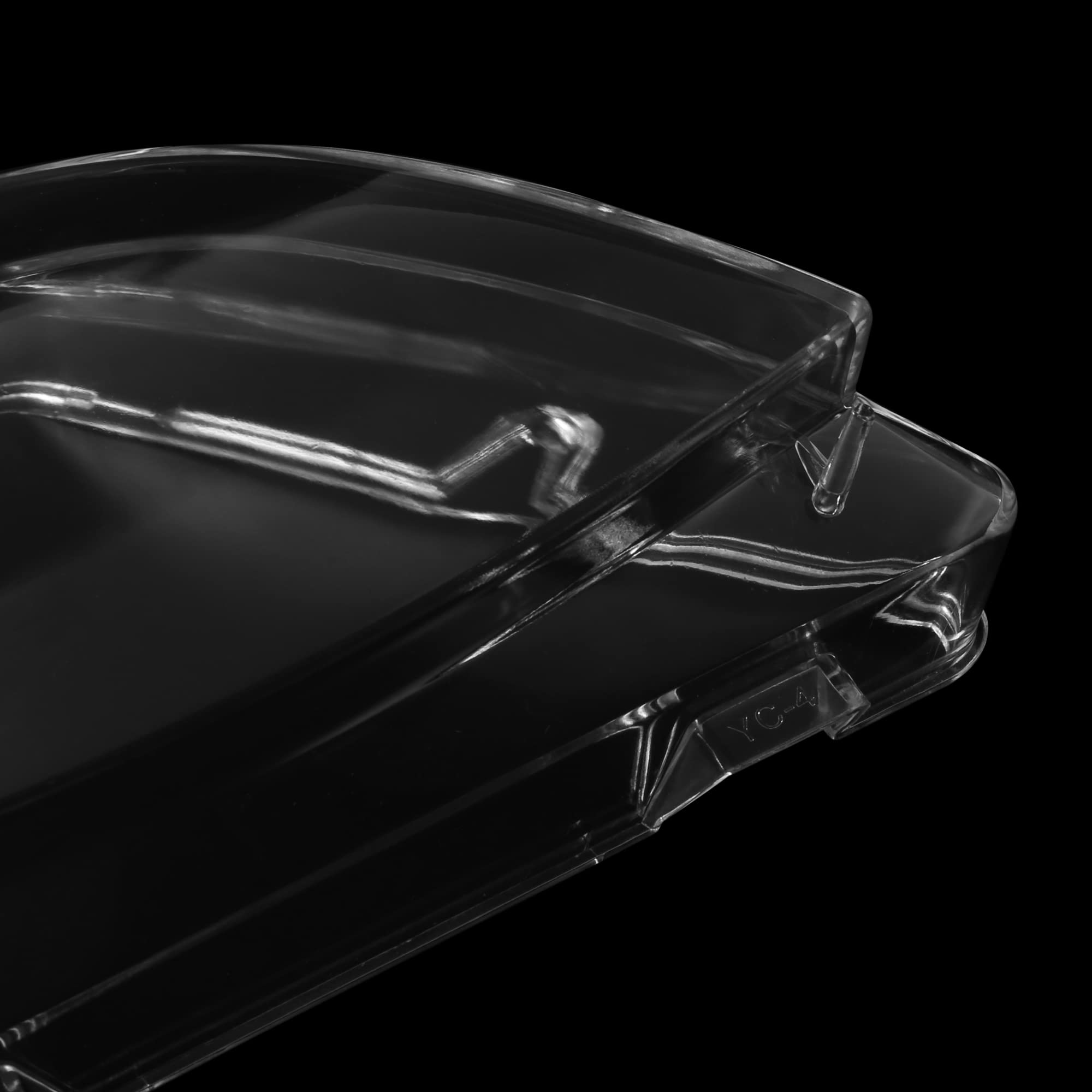 X AUTOHAUX easy-replace headlight cover for cracked or damaged lenses.