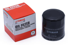 Yamaha 5GH-13440-71-00 close-up highlights high-density filtration for dirt retention.
