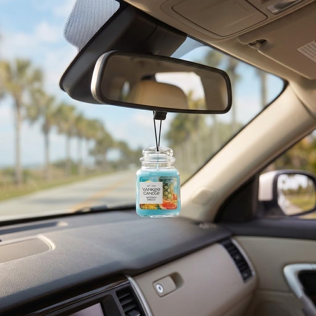 Yankee Candle Car Jar Ultimate Bahama Breeze in-room display adds inviting scent.