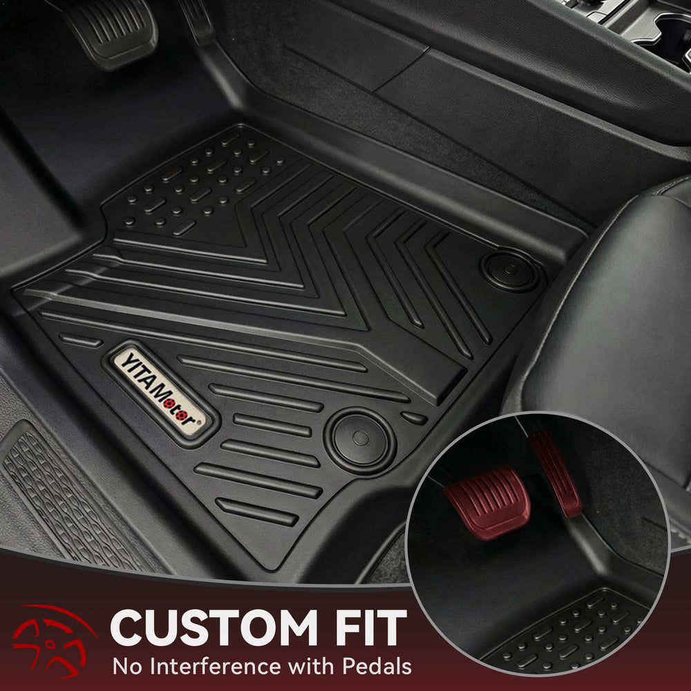 YITAMOTOR Jeep Grand Cherokee rear floor mats showing grip and coverage