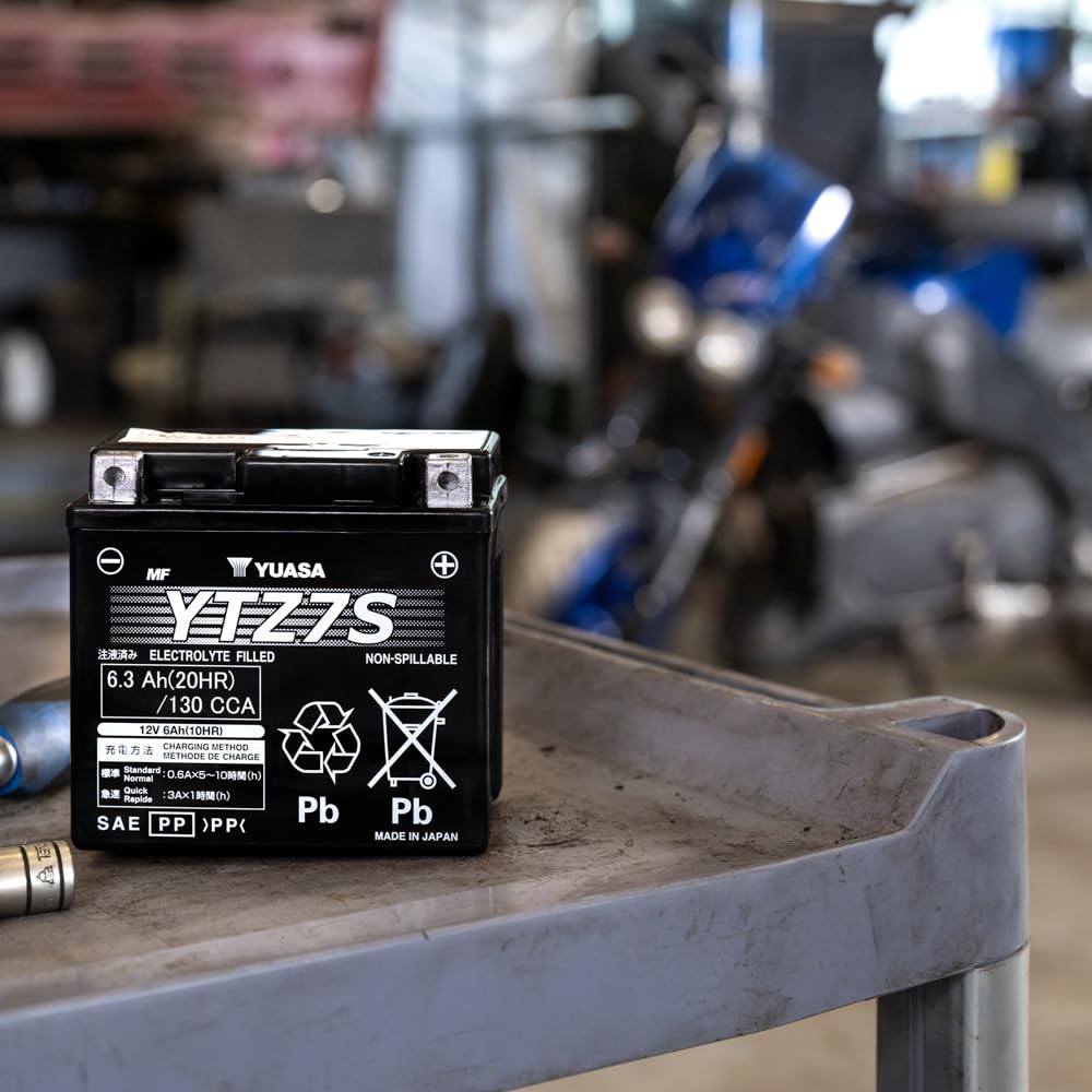 Yuasa YUAM727ZS AGM close-up, reinforced separators resist vibration for longer life.