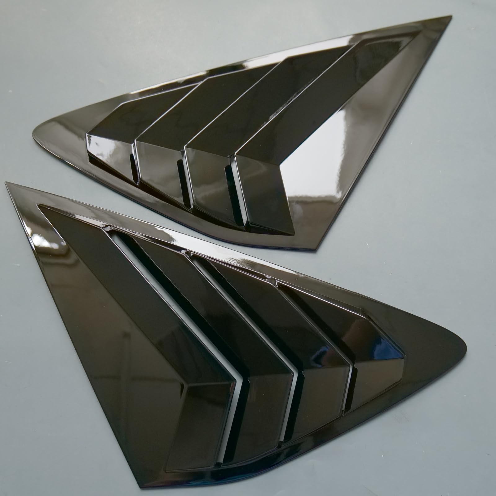 ZiWen open-vent design louvers deliver a performance-inspired edge for the Accord.
