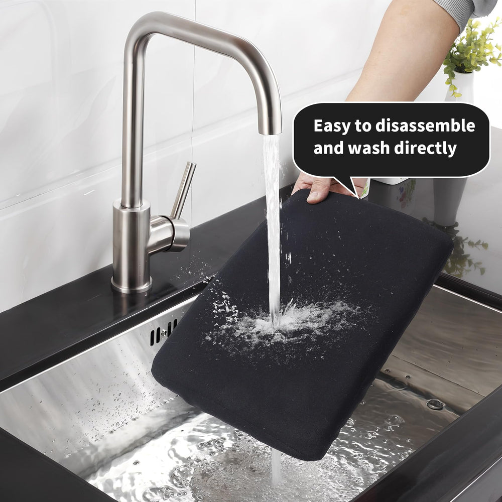 ZXCTETO spill-proof and washable cover keeps interiors clean after snacks
