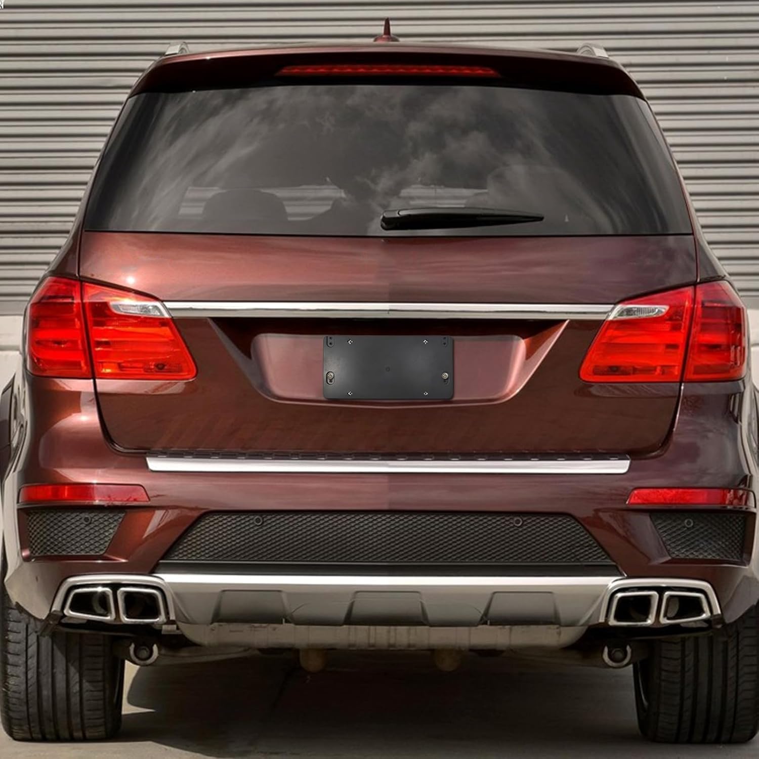 ZXFOOG easy-install plate frame minimizes bumper damage during mounting