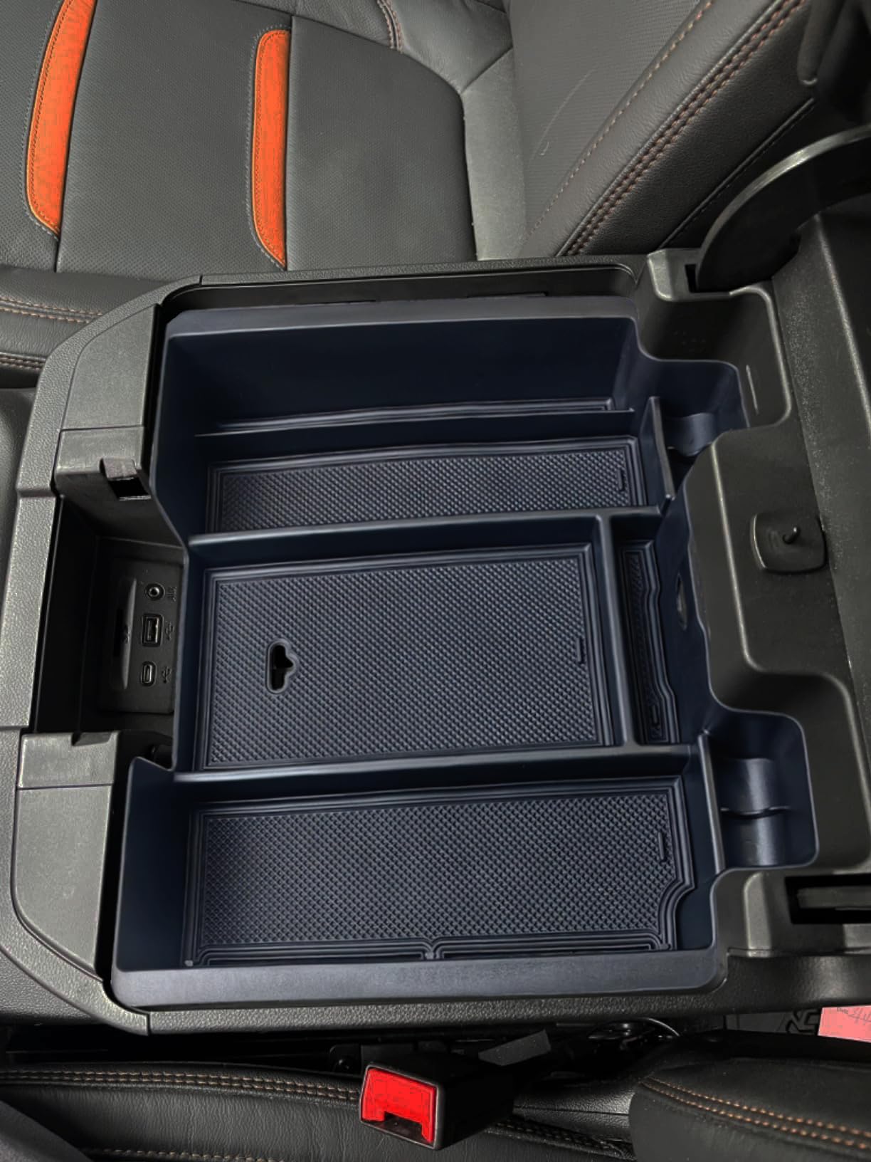 Zxiaochun organizer maximizes space by placing frequently used items on top