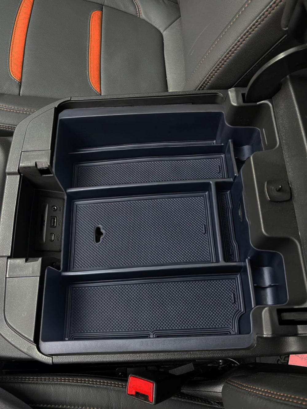 Zxiaochun organizer maximizes space by placing frequently used items on top